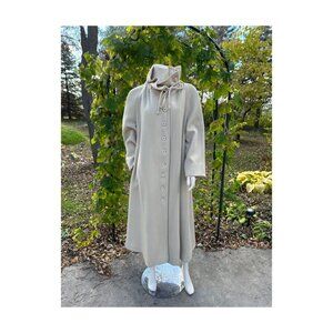 Vintage Auckie Sanft Virgin Wool Coat Fawn Almond Beige Cape Style Tent Tie Turt